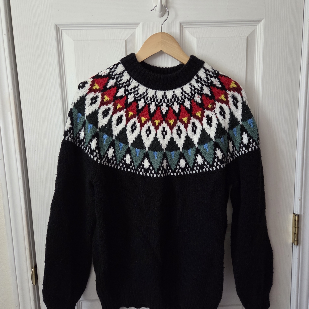 Black and Multicolor Patterned Sweater